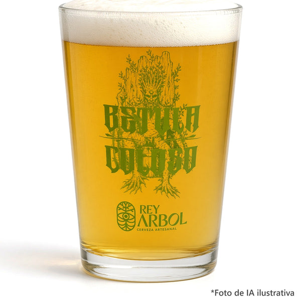 Vaso Rey Árbol Betula Coloso servido con cerveza