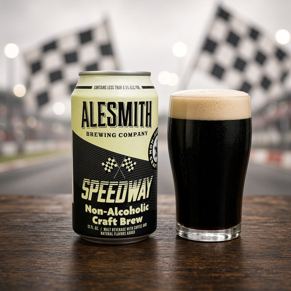 AleSmith Speedway Stout Sin Alcohol servida en su copa