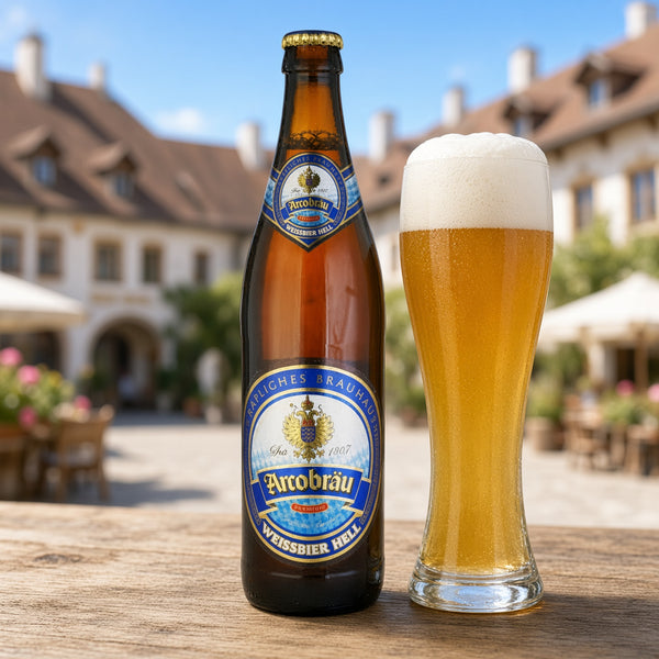Arcobräu Weissbier Hell servida en su copa
