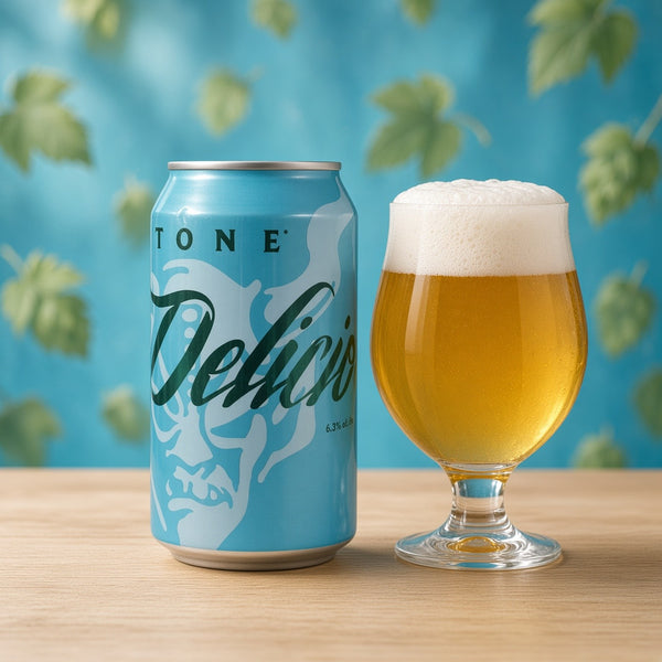 Stone Brewing Delicious IPA servida en su copa