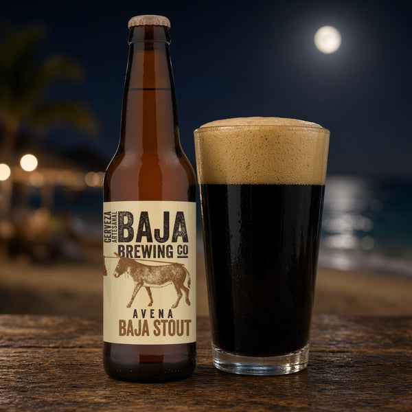 Baja Brewing Baja Stout servida en su copa