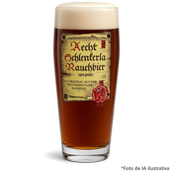 Vaso Aecht Schlenkerla Rauchbier servido con cerveza