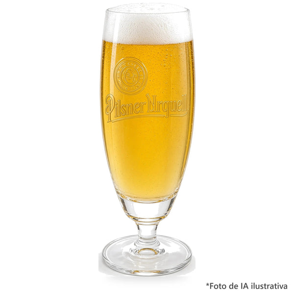 Copa Pilsner Urquell servido con cerveza