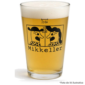 Vaso Mikkeller servido con cerveza