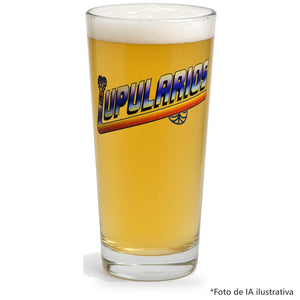 Vaso Rey Árbol Lupularios servido con cerveza